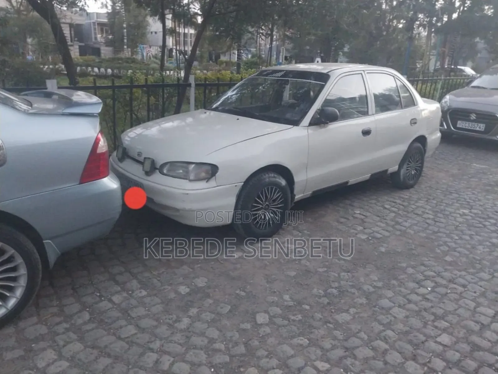 Hyundai Accent 1998 White