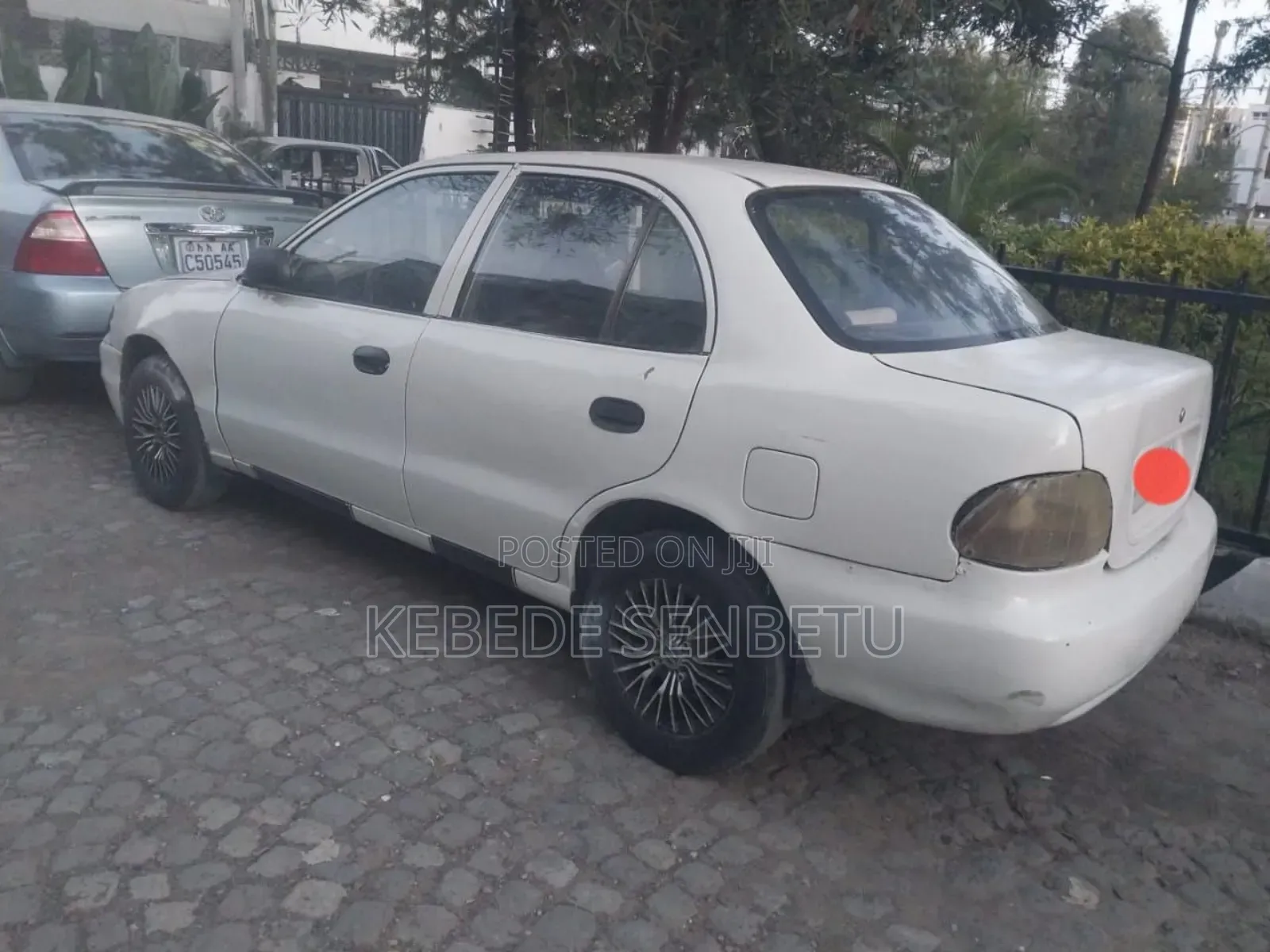 Hyundai Accent 1998 White