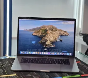 New Laptop Apple MacBook Pro 2018 32GB Intel Core i7 SSD 1T