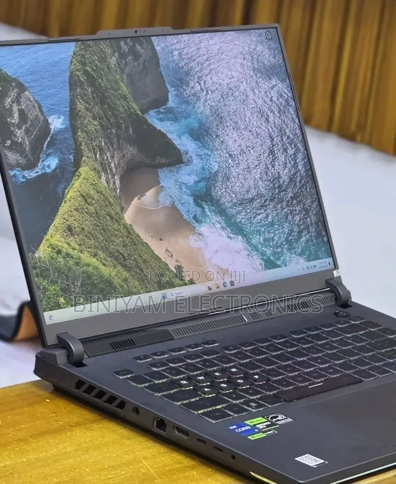 New Laptop Asus ROG Strix G16 G614 16GB Intel Core i7 SSD 1T