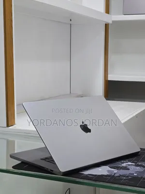 New Laptop Apple MacBook Pro 2021 M1 Max 64GB Apple M1 Max SSD 1T