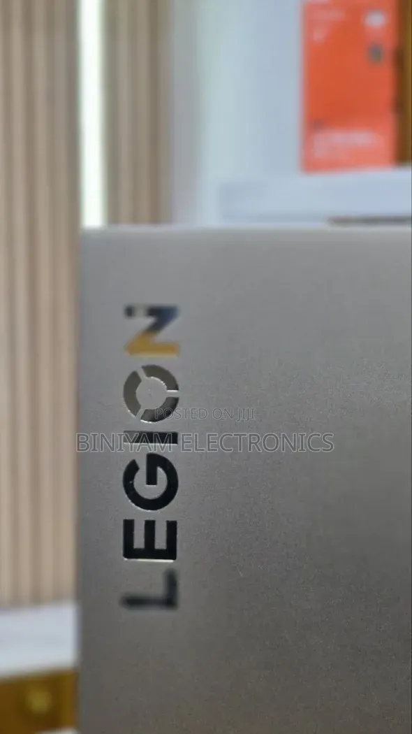New Laptop Lenovo Legion 5 16GB AMD Ryzen 7 SSD 1T