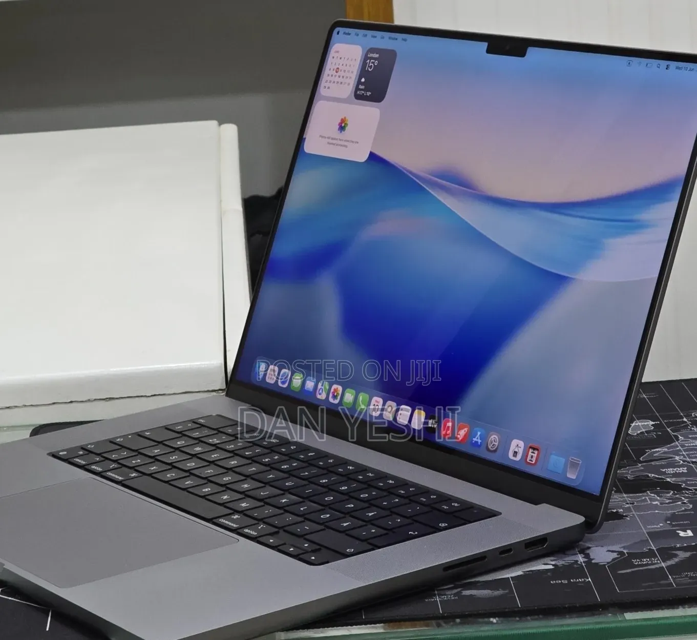 New Laptop Apple MacBook Pro 2021 M1 Max 64GB Apple M1 SSD 1T