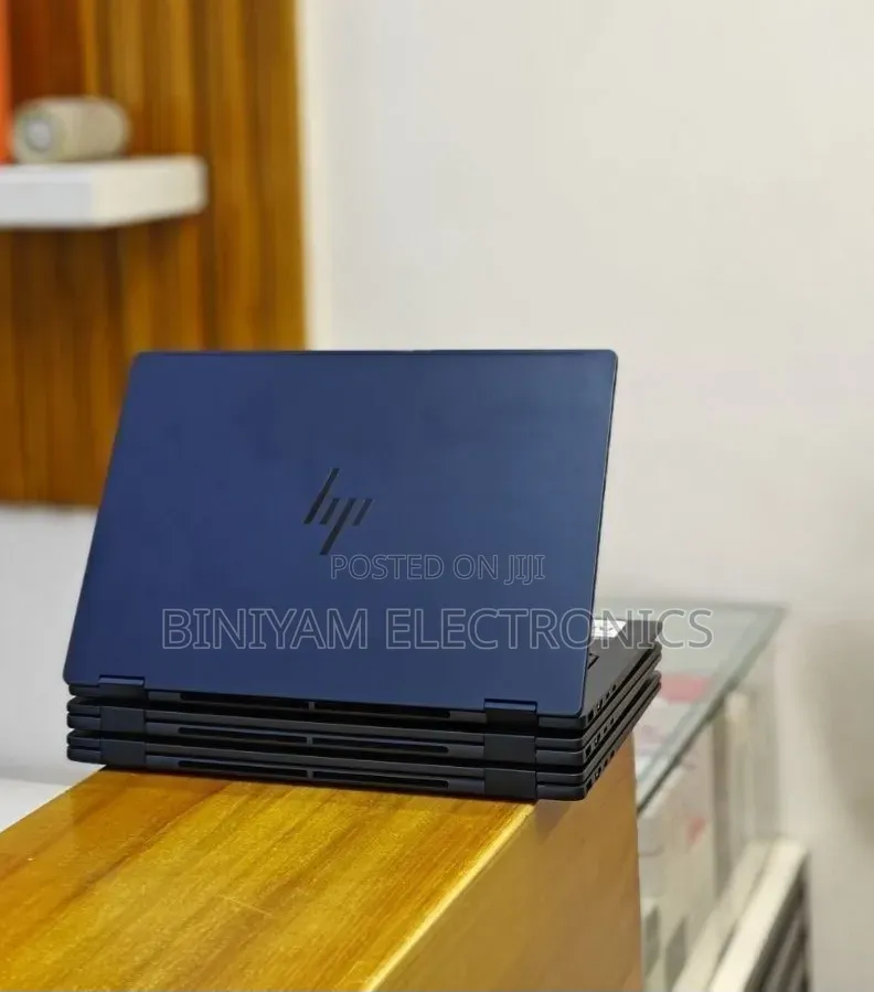 New Laptop HP OmniBook X Flip 14" 16GB Intel Core Ultra 7 SSD 512GB