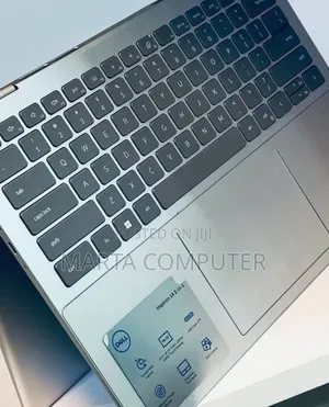 New Laptop Dell Inspiron 15 8GB Intel Core i5 SSD 512GB