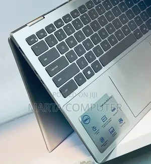 New Laptop Dell Inspiron 15 8GB Intel Core i5 SSD 512GB