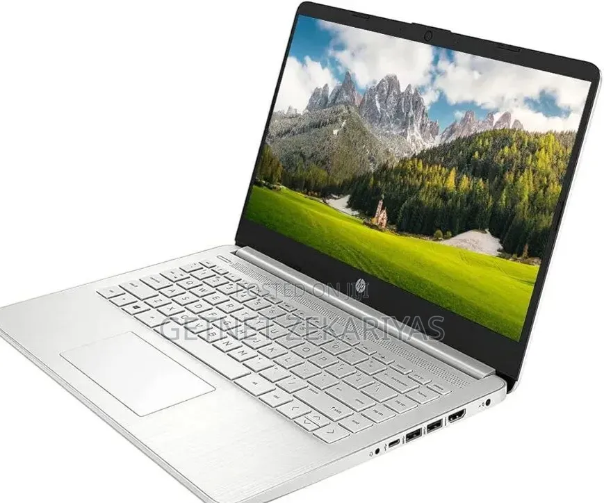 New Laptop HP Stream Notebook 8GB AMD Ryzen 3 SSD 256GB