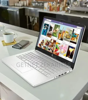 New Laptop HP Stream Notebook 8GB AMD Ryzen 3 SSD 256GB