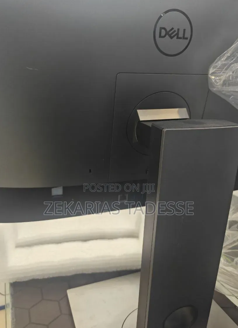 New HP 200 G4 22 All-in-One 8GB Intel Core i5 SSD 512GB