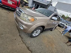 Toyota Fortuner 2010 Brown