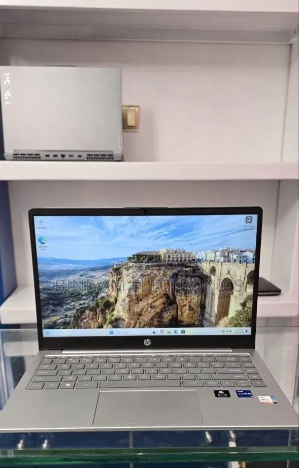 New Laptop HP Stream Notebook 16GB Intel Core i7 SSD 512GB