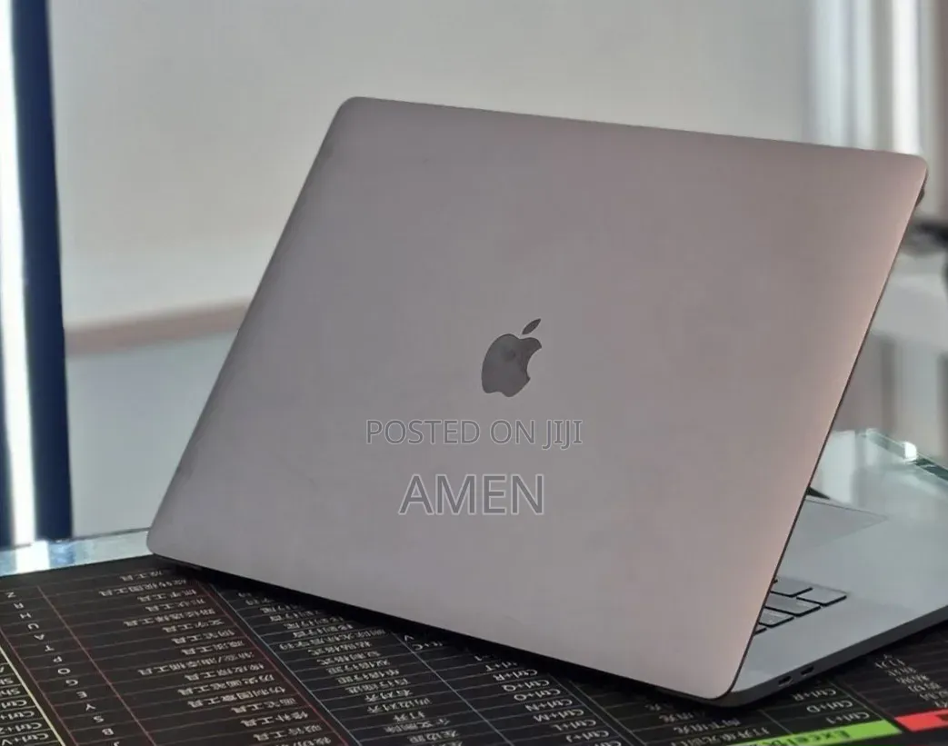 New Laptop Apple MacBook Pro 2019 64GB Intel Core i9 SSD 512GB