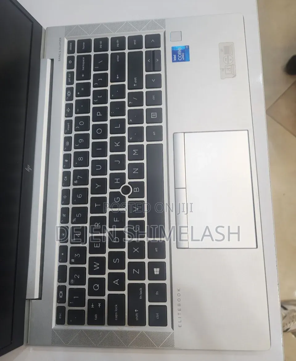 New Laptop HP EliteBook 840 G8 16GB Intel Core i7 SSD 512GB
