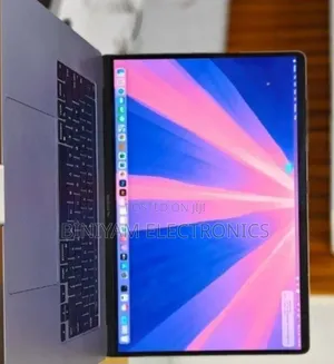 New Laptop Apple MacBook Pro 2018 32GB Apple M1 Pro SSD 2T