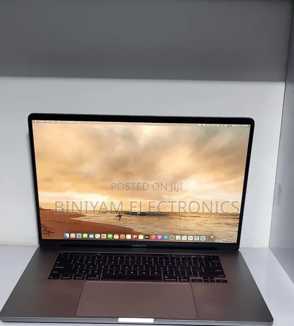 New Laptop Apple MacBook Pro 2019 32GB Intel Core i9 SSD 1T
