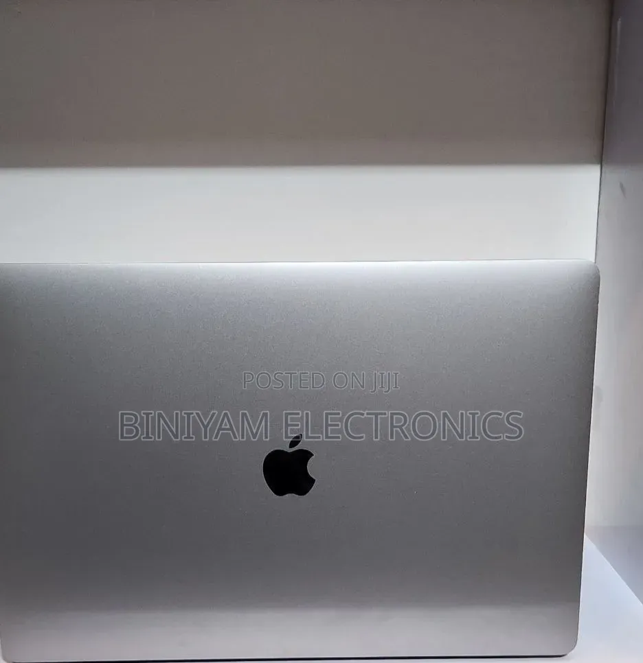 New Laptop Apple MacBook Pro 2019 32GB Intel Core i9 SSD 1T