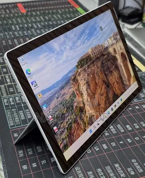 New Laptop Microsoft Surface Pro 7 16GB Intel Core i7 SSD 512GB