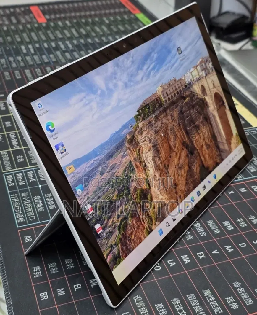 New Laptop Microsoft Surface Pro 7 16GB Intel Core i7 SSD 512GB