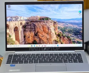 New Laptop HP EliteBook 840 G8 16GB Intel Core i5 SSD 512GB