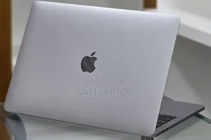 New Laptop Apple MacBook Pro 2019 16GB Intel Core i7 SSD 256GB
