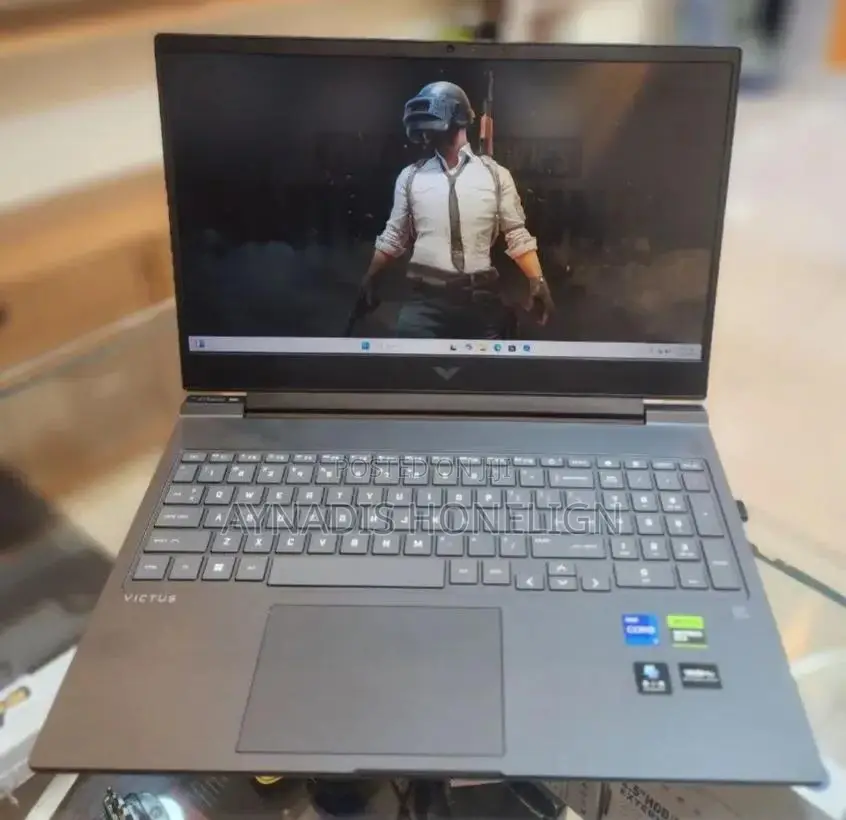 New Laptop HP Victus 16 16GB Intel Core i7 SSD 1T