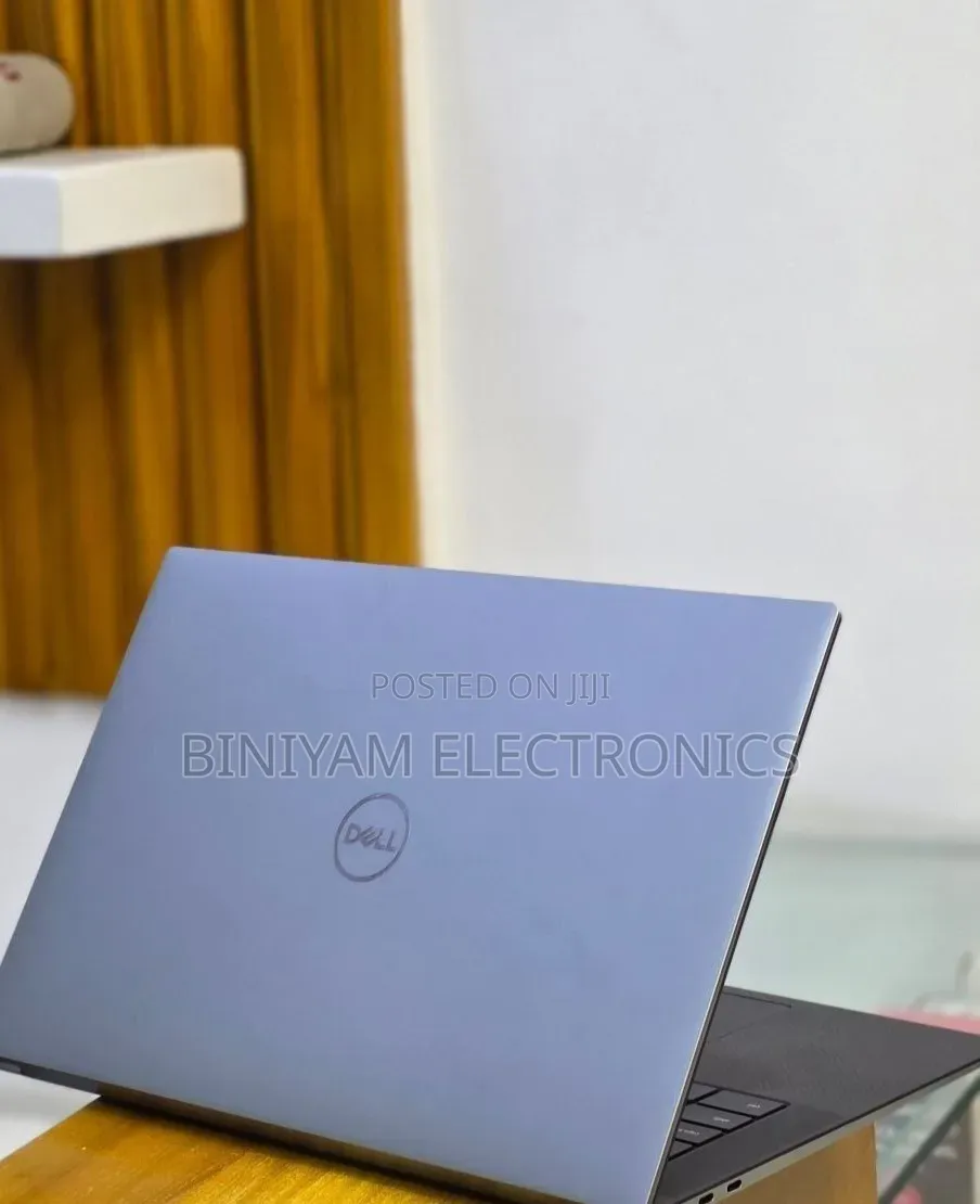 New Laptop Dell Precision 5560 16GB Intel Core i7 SSD 512GB