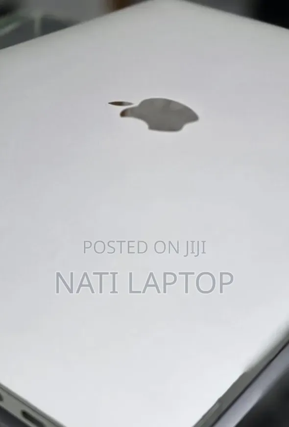 New Laptop Apple MacBook Pro 2019 16GB Intel Core i7 SSD 256GB