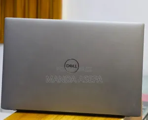 New Laptop Dell Precision 15 3520 16GB Intel Core i7 SSD 1T
