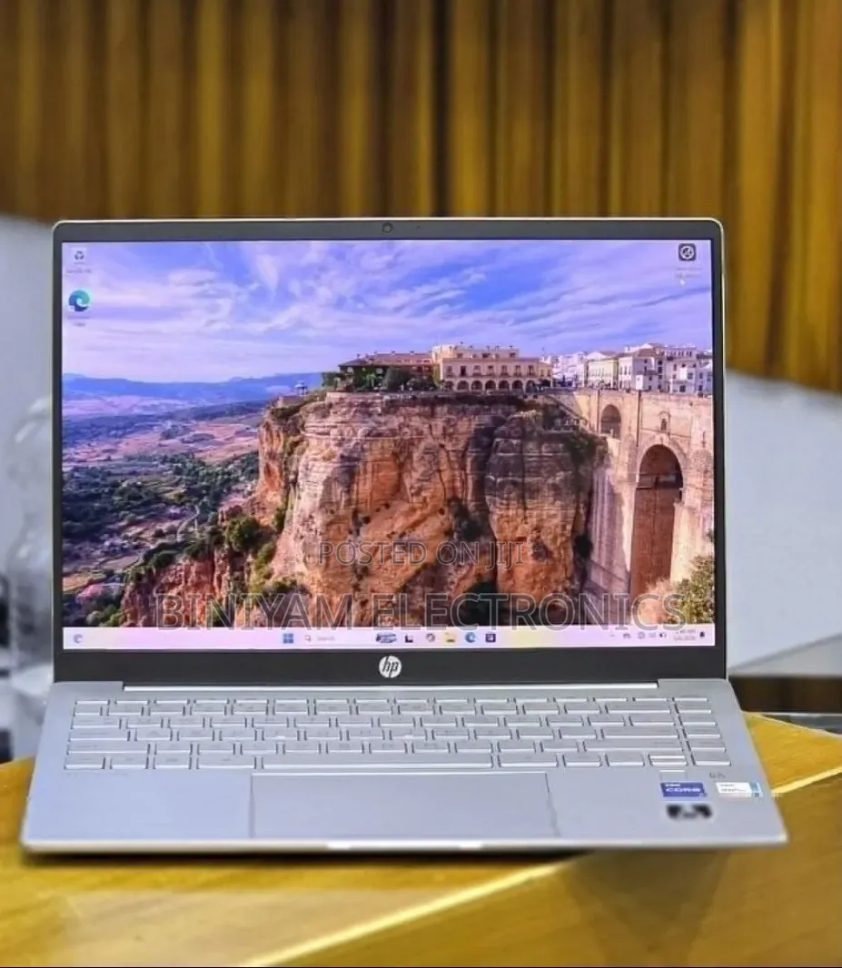 New Laptop HP Pavilion 14 16GB Intel Core i5 SSD 512GB