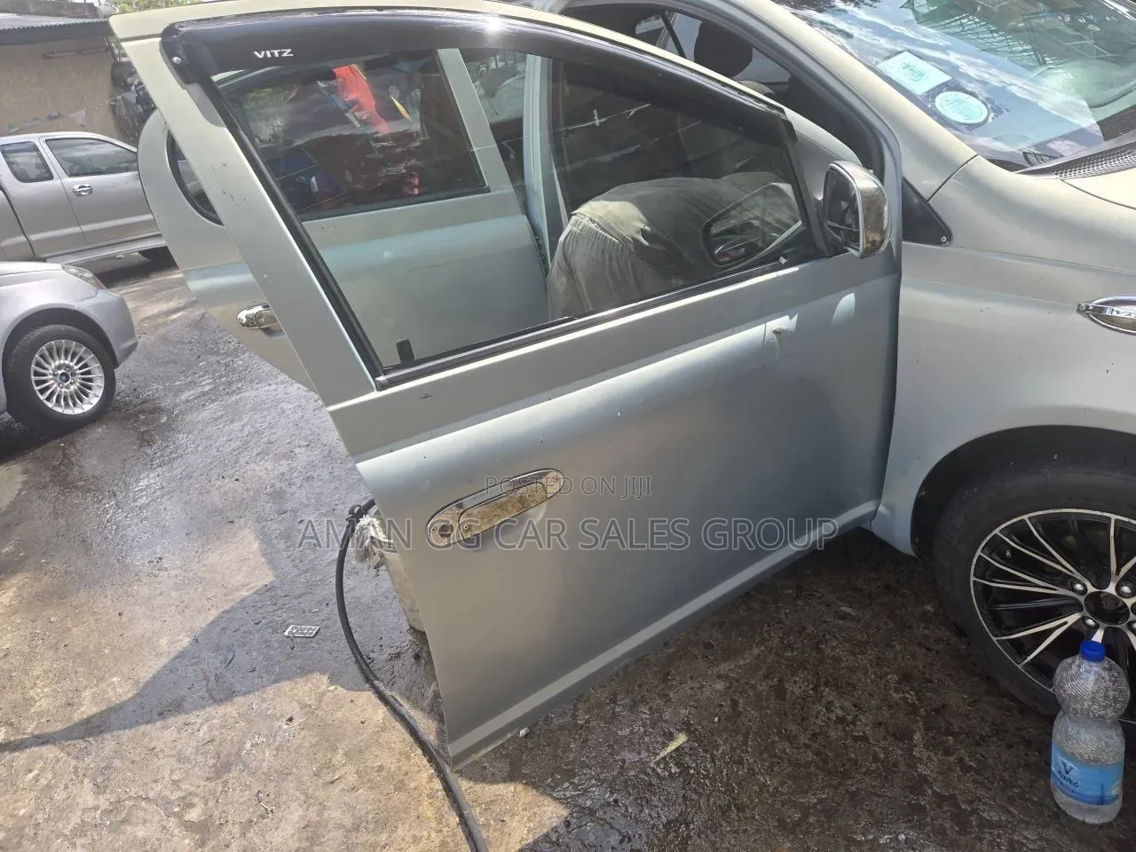Toyota Vitz 2004 Beige