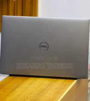 New Laptop Dell 16GB Intel Core i7 SSD 512GB