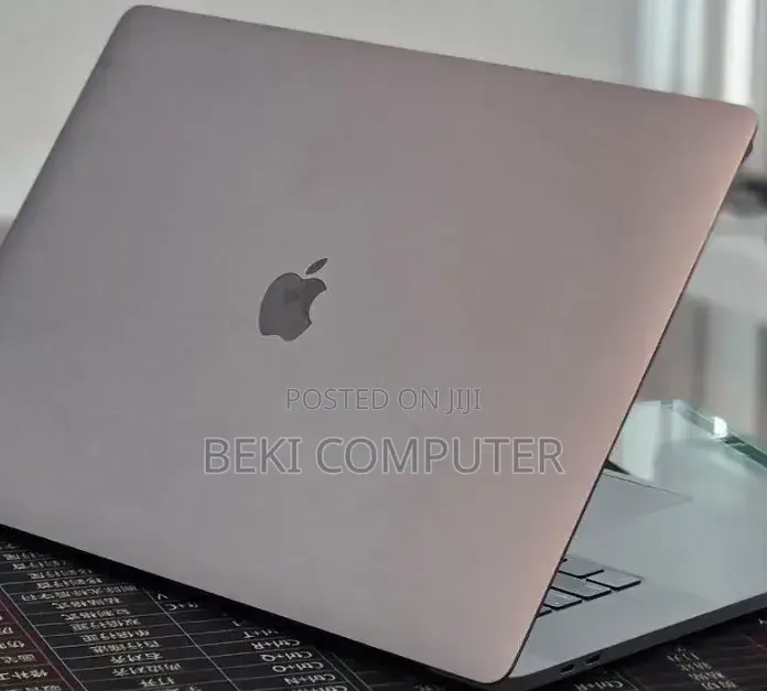 New Laptop Apple MacBook Pro 2019 64GB Intel Core i9 SSD 512GB