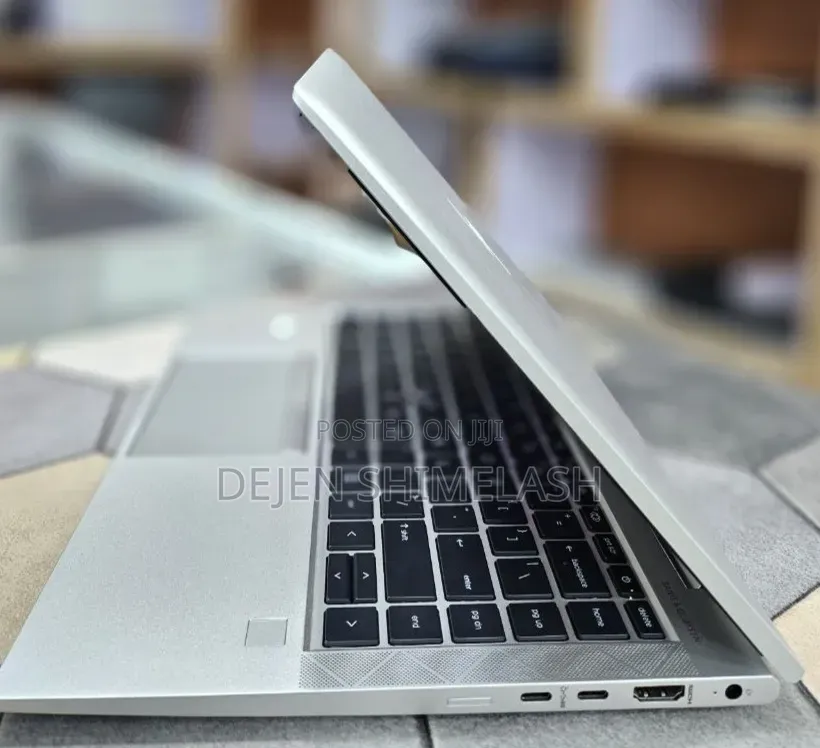 New Laptop HP EliteBook 845 G8 16GB AMD Ryzen 5 SSD 512GB