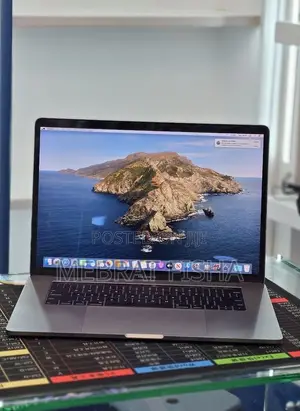 New Laptop Apple MacBook Pro 2018 16GB Intel Core i7 SSD 1T