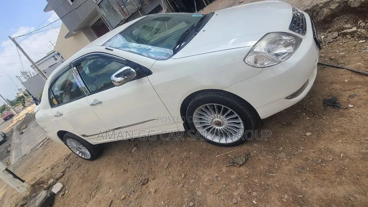 Toyota Corolla 2003 White