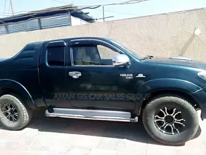 Toyota Hilux 2008 Green