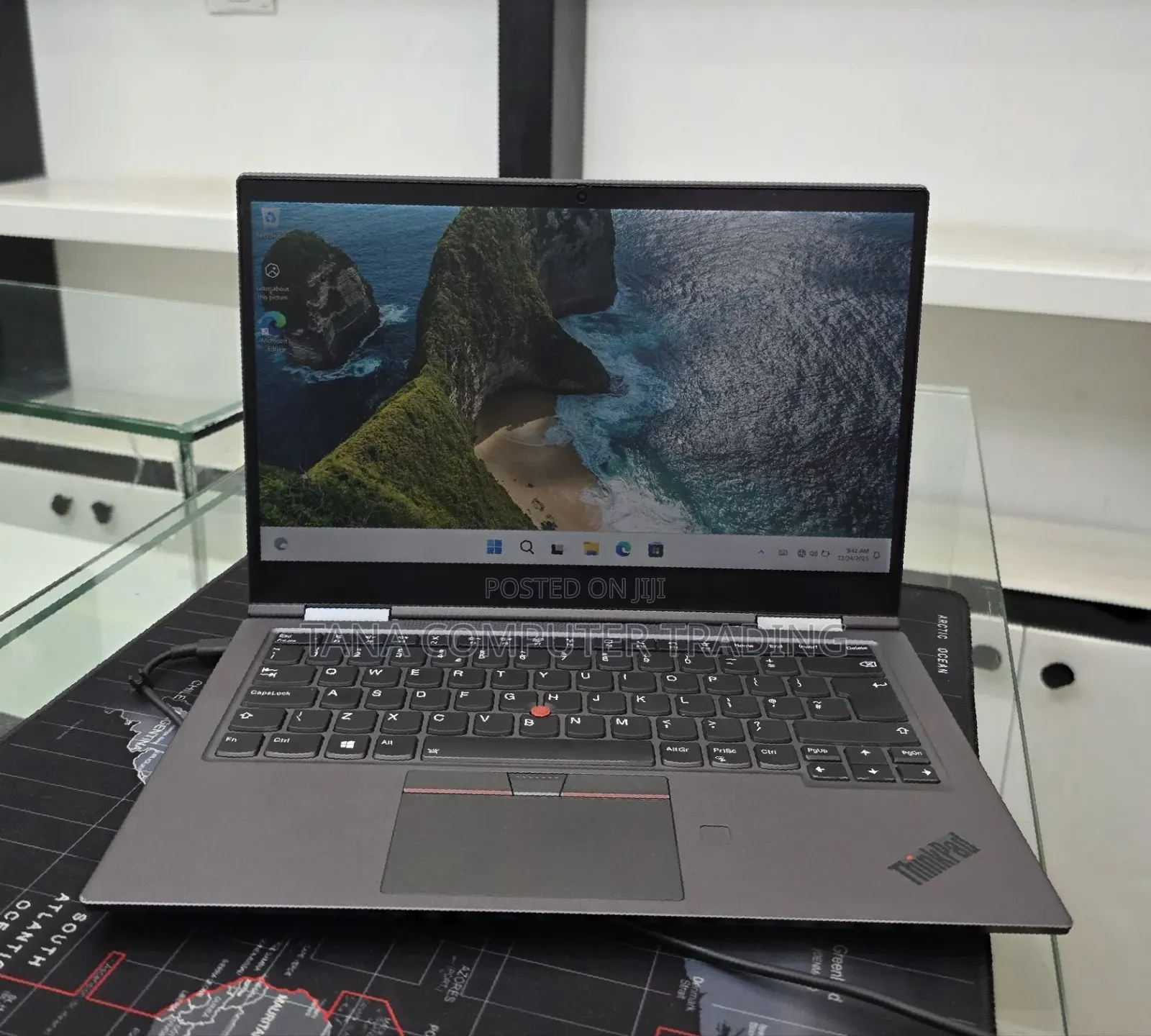 New Laptop Lenovo ThinkPad X1 Yoga 16GB Intel Core i7 SSD 512GB