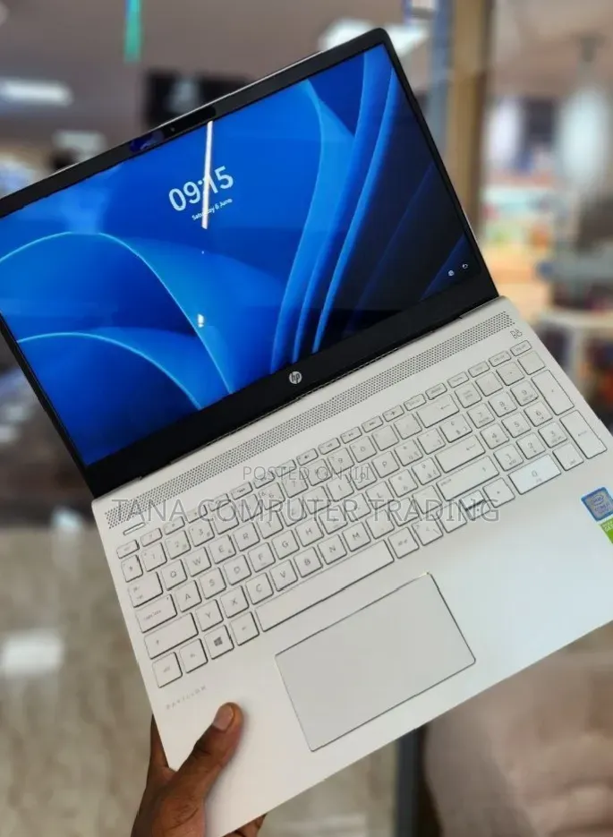 New Laptop HP Pavilion 15 16GB Intel Core i7 SSD 512GB