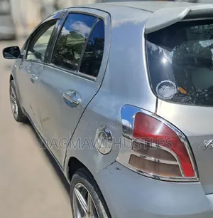Toyota Yaris 2006 Silver