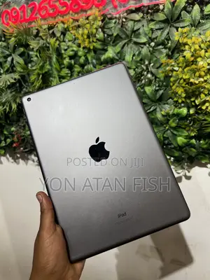Apple iPad 10.2 (2021) 64 GB Gray