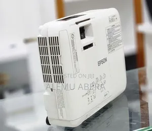 Brand New With Manual Epson Projector Model Name: Eb-X31