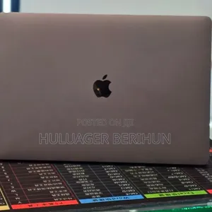 New Laptop Apple MacBook Pro 2019 64GB Intel Core i9 SSD 512GB