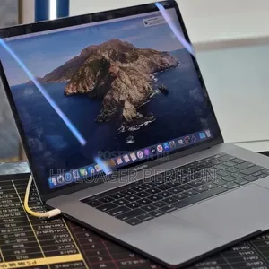 New Laptop Apple MacBook Pro 2018 32GB Intel Core i7 SSD 1T