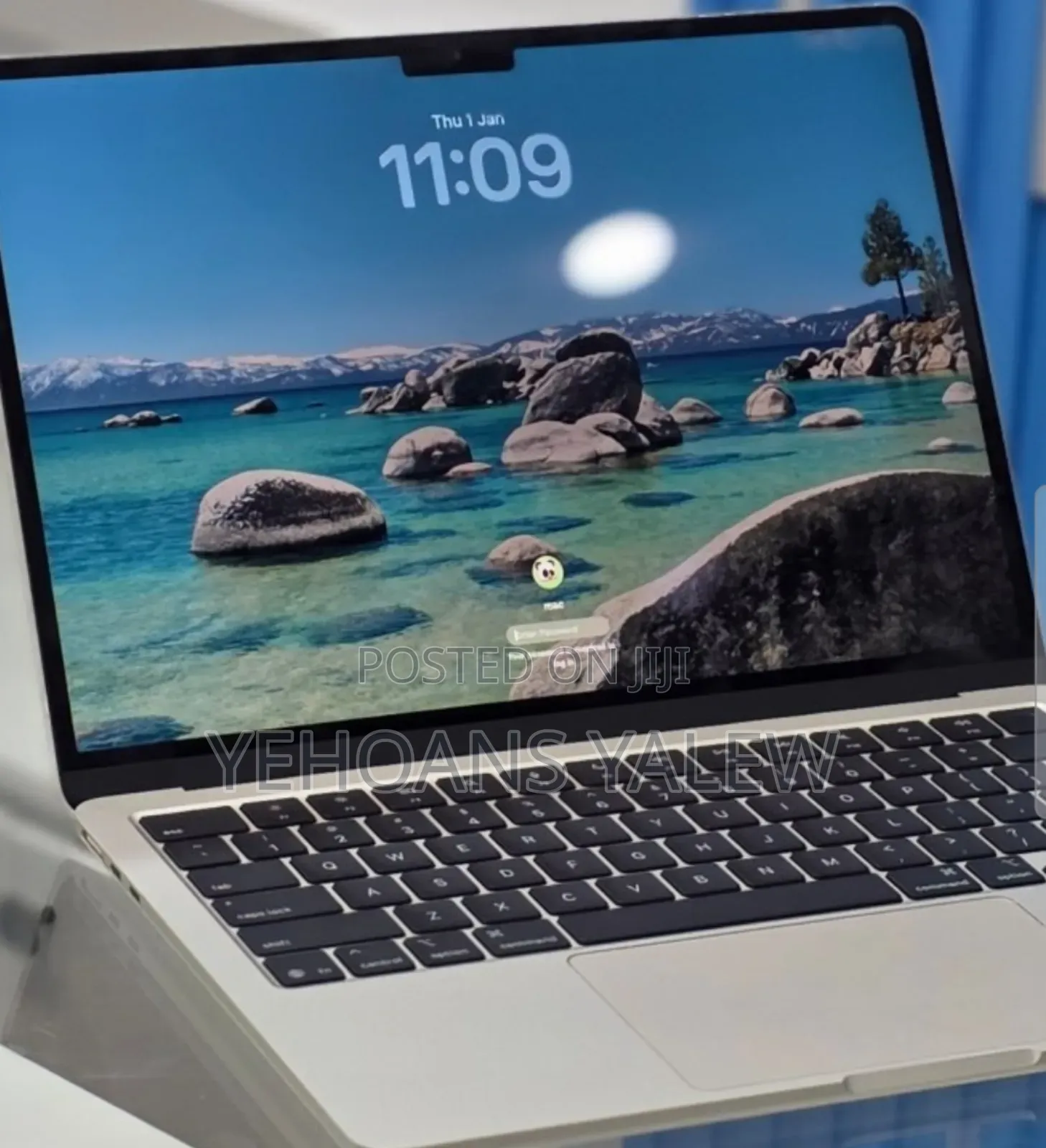 New Laptop Apple MacBook Air 2025 M4 16GB Apple M4 SSD 256GB
