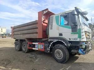 Dumb Truck Genlone
