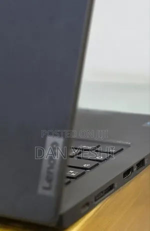 New Laptop Lenovo ThinkPad T14s Gen 2 16GB Intel Core i7 SSD 512GB