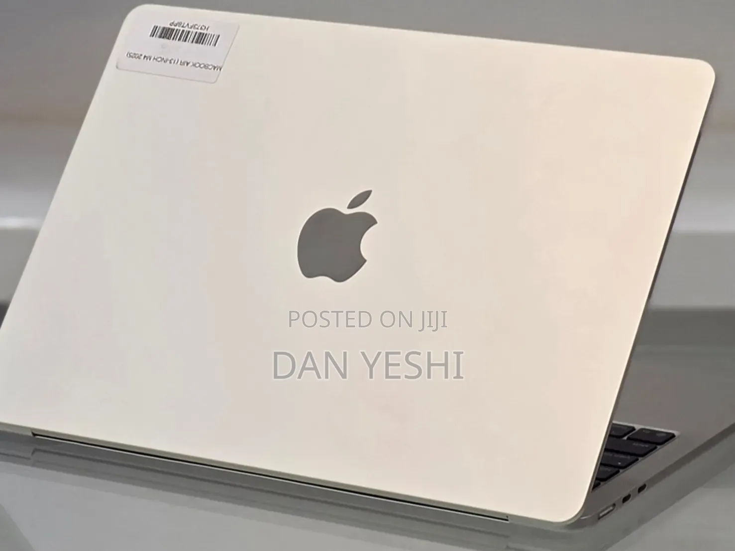 New Laptop Apple MacBook Air 2025 M4 16GB Apple M4 SSD 256GB