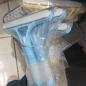 Hand-held Plastic Window Squeegee