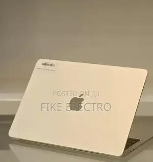 New Laptop Apple MacBook Air 2025 M4 16GB Apple M4 SSD 256GB
