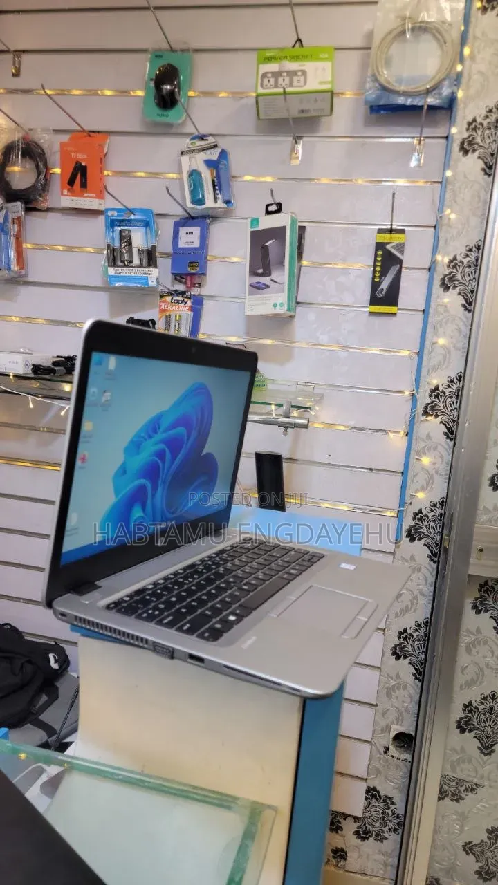 New Laptop HP EliteBook 840 16GB Intel Core i5 SSD 512GB